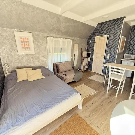 In Apartment Kardla